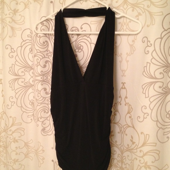 ⭐GAVE AWAY AS FREE GIFT!!🌟 BCBGMAXAZRIA top