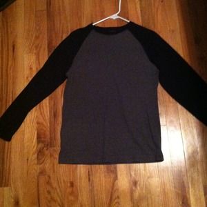 Old navy black and grey long sleeved shirt
