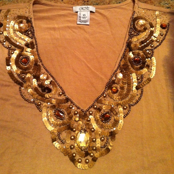 More pics of beading on tunic