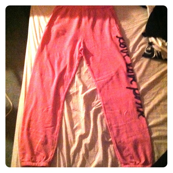 ✳TRADED✳VS LOVE PINK CAMPUS SWEATS