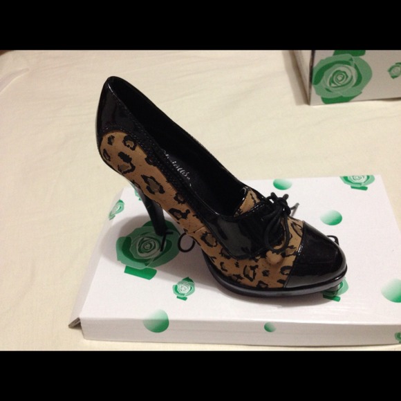 delicious Shoes - Shoes