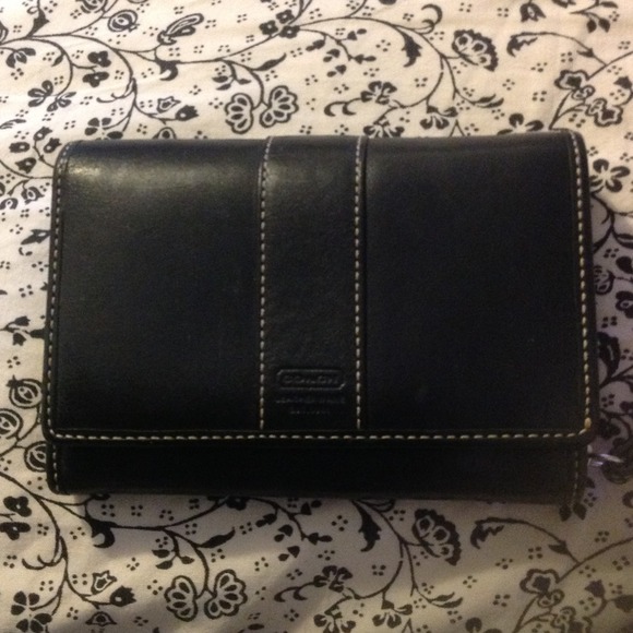 Coach Accessories - ✋RESERVED ✋Coach wallet