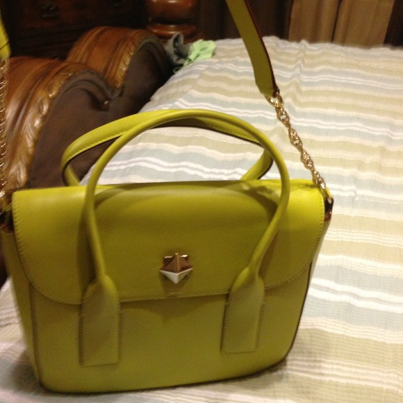 Kate Spade tote/shoulder bag.