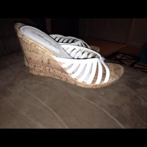 💥Sold. White wedges.