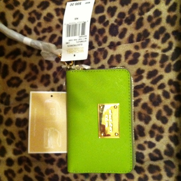 Michael Kors Multifunction phone case