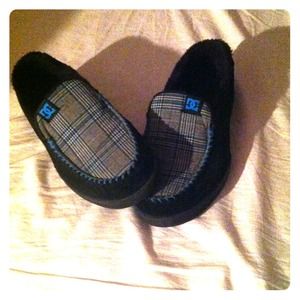 BLUE/GREY PLAID DC MOCCASINS