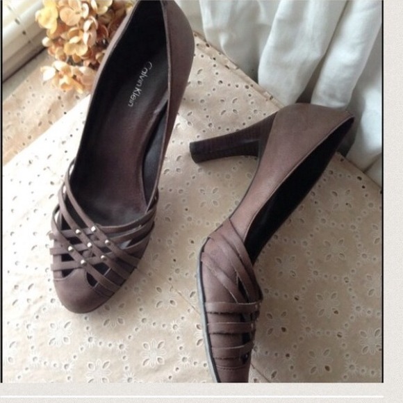 Calvin Klein "junya" Leather Pumps - Picture 3 of 4