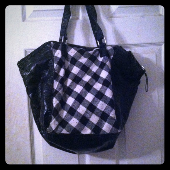 Melie bianco black and white leather bag