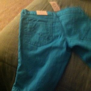 📢SOLD📢Girls Bermuda shorts