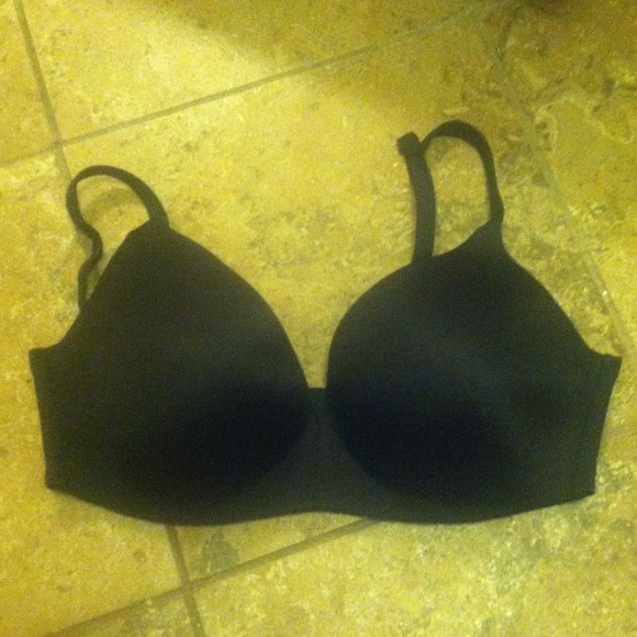 Victoria's Secret  38D