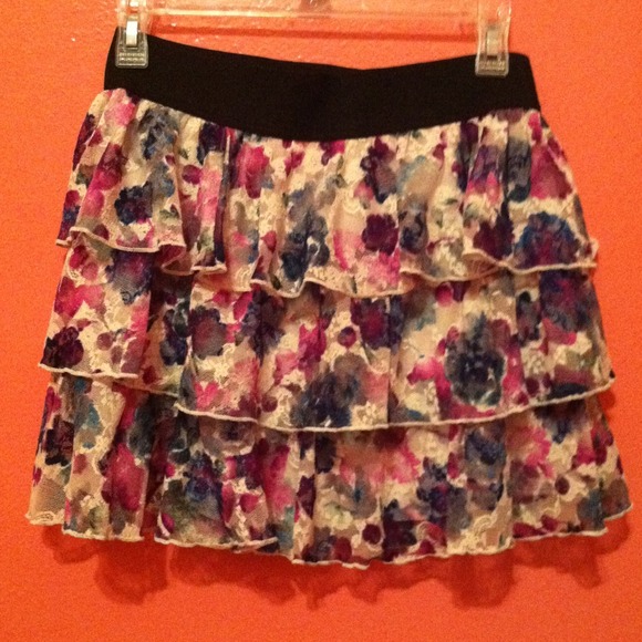 Vintage high-wasted skirt, & royal purple shirt!