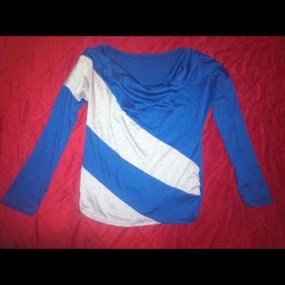 ❌SOLD❌Color blocking long sleeve shirt XS