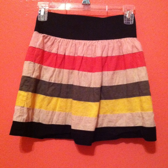Cute spring outfit.