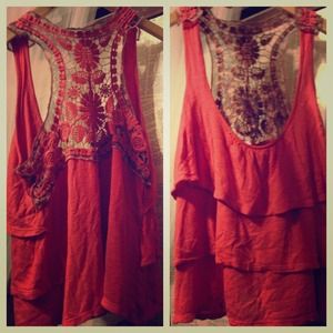Sold❤Coral colored floral back tank top