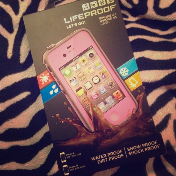 Baby pink iPhone 4/4s Life proof protective case.