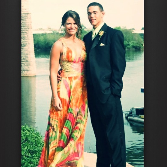 Prom/Formal Dress! - Picture 1 of 2