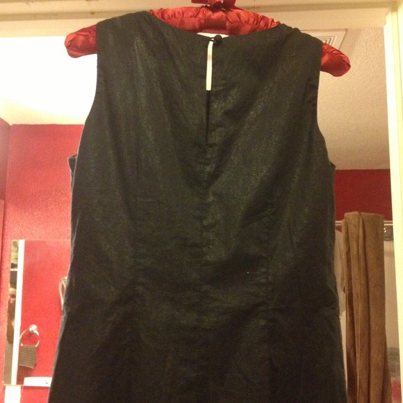 Black shift and banana republic skirt - Picture 3 of 4