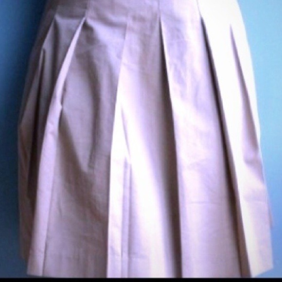 Black shift and banana republic skirt - Picture 4 of 4