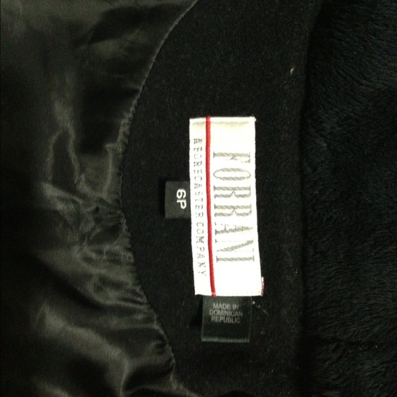 Coat - Picture 4 of 4