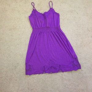 Cute purple detailed dress