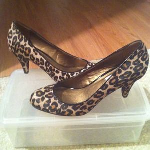 Steve Madden mohair kitten heels