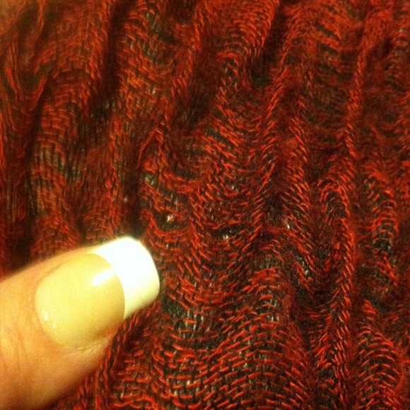 Pictures of the scarf - Picture 3 of 3