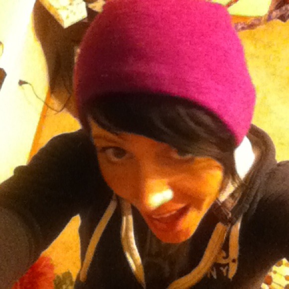 COoL PuRpLE Sk8tEr HaT $&@ - Picture 3 of 3