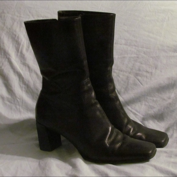 Price reduced! Michelle D black dress boots