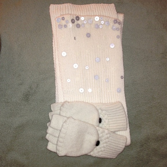 Scarf and gloves.