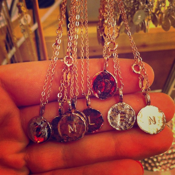 Initial necklaces & inspirational word necklaces