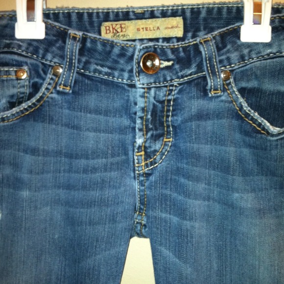 ⛔RESERVED FOR @hanny1⛔BKE DISTRESSED DENIM JEANS