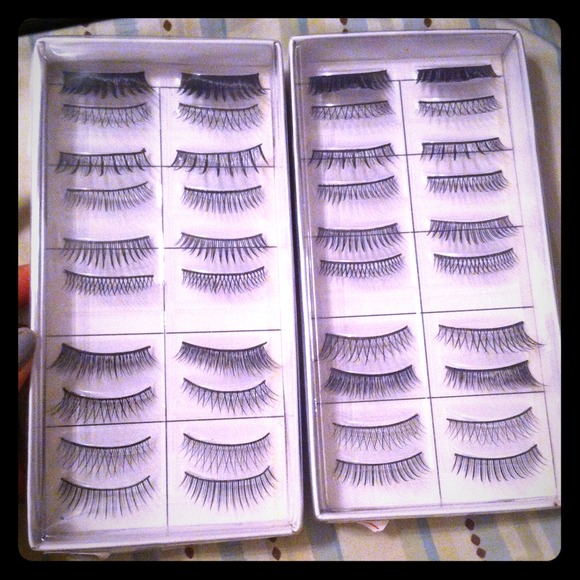 ❌SOLD❌False Eyelash Makeup
