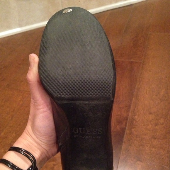 GUESS by Marciano black leather ankle boots - Picture 3 of 4