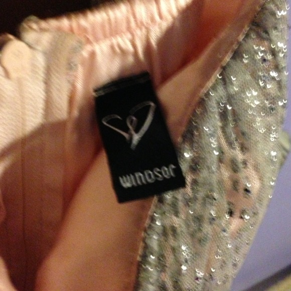 Homecoming dress - Picture 2 of 4