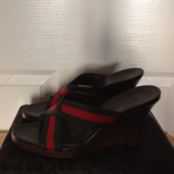 Gucci - Picture 3 of 4
