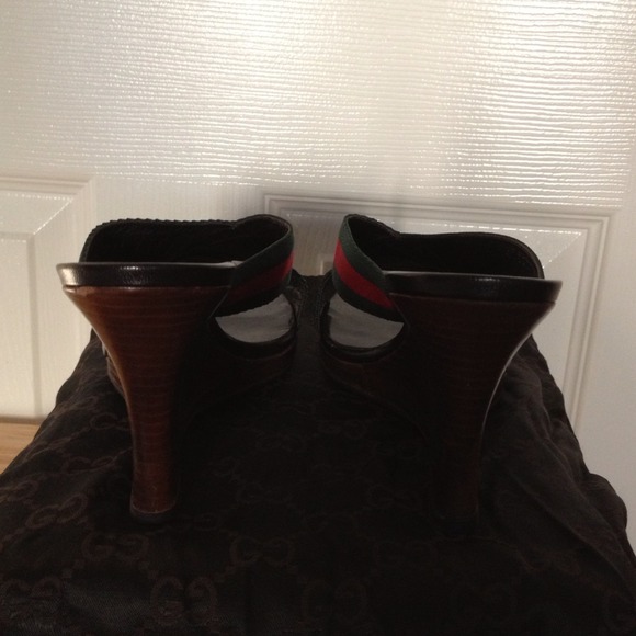 Gucci - Picture 4 of 4