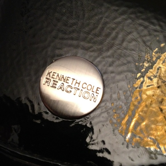 Kenneth Cole Clutch - Picture 2 of 4
