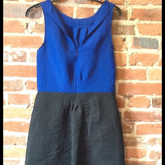 Royal blue/black w/low cut V back summer dress - Picture 3 of 4