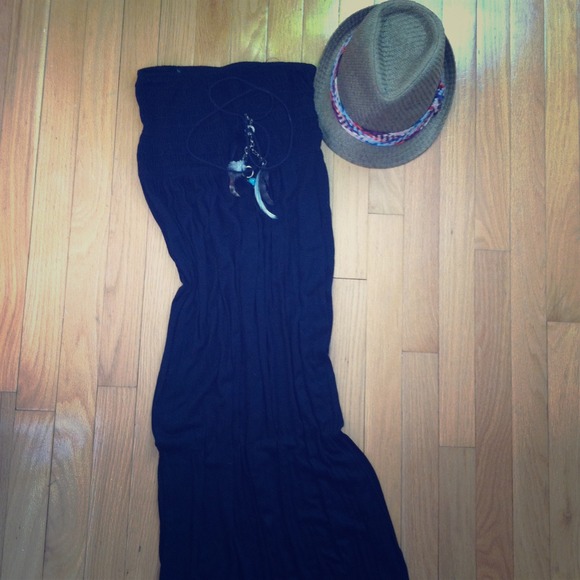 🎈Sold🎈Black Maxi Dress