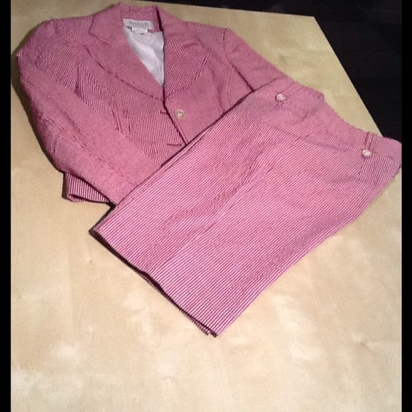 Seersucker Summer Suit - Picture 2 of 4