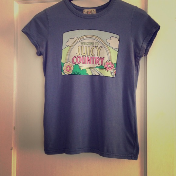 Juicy Couture tee shirt size medium 😍