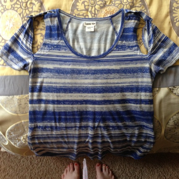 Hang Ten cut out shirt