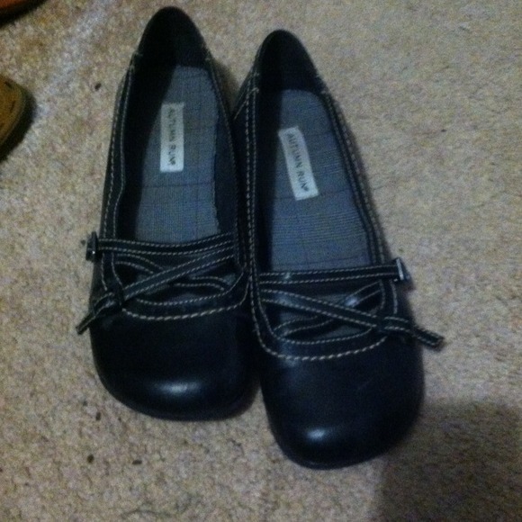 Dress flats