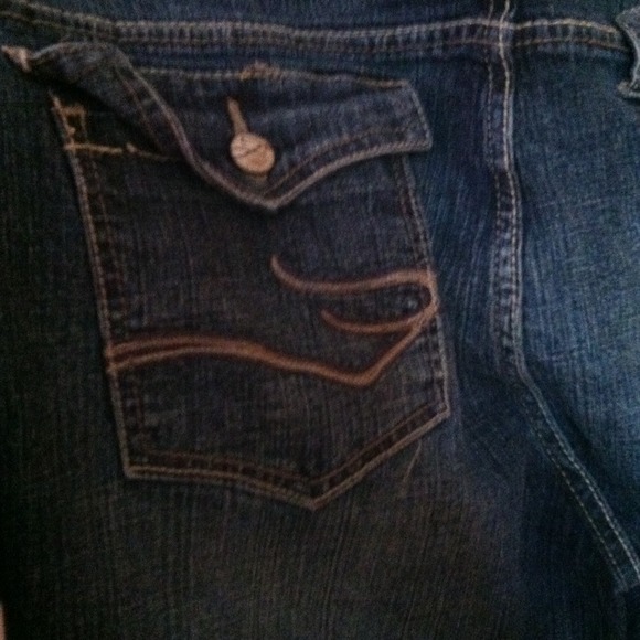 Capris - Picture 2 of 2