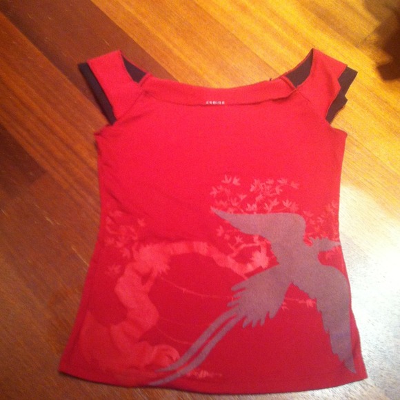 Aspire yoga top small
