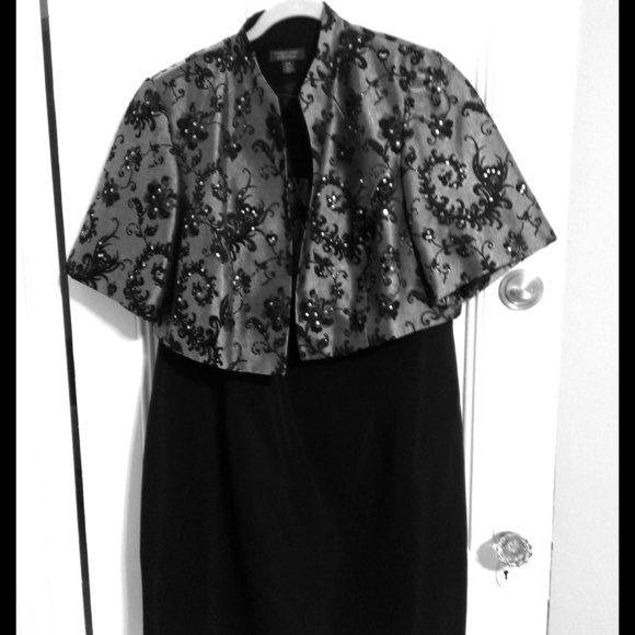 Dressbarn Woman Collection 2-pc party dress