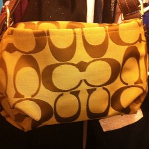 Coach purse.