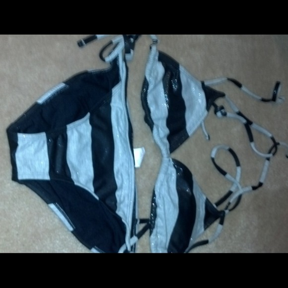 Striped bikini ***traded*** @tyapree