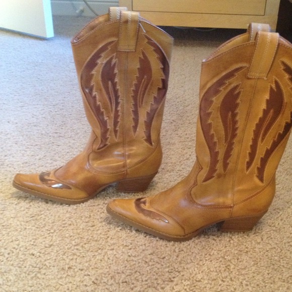 Sold!!! - Picture 2 of 3