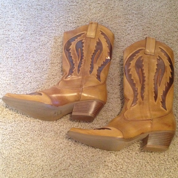 Sold!!! - Picture 3 of 3